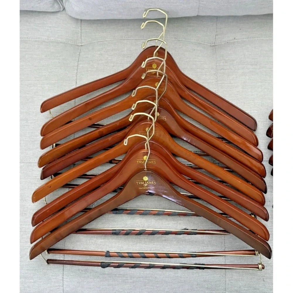 Lot of 18 Vintage Tom James Wooden Hangers Pants Blazers Excellent Conditon